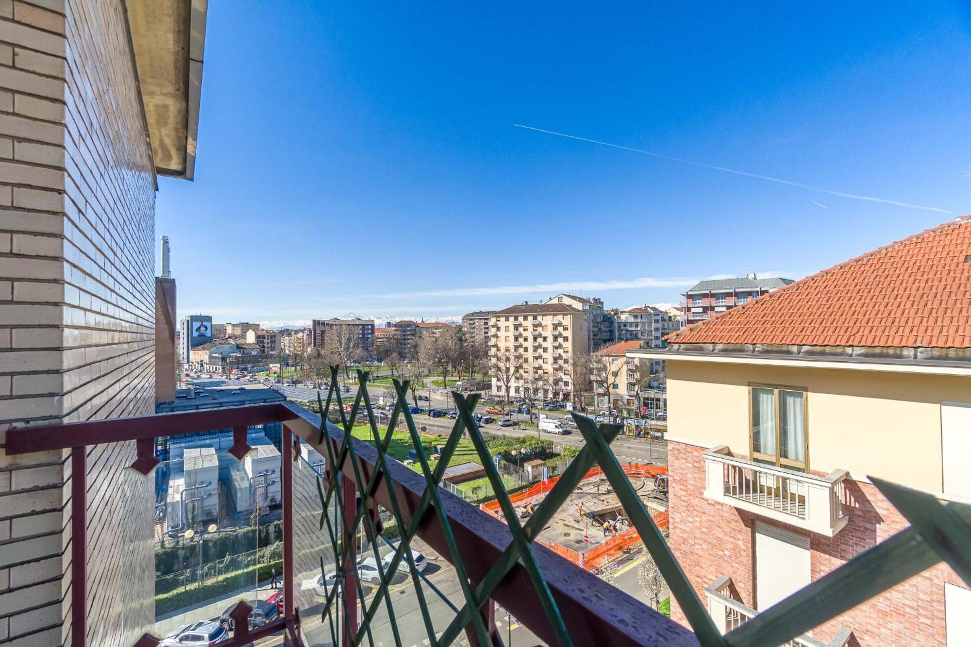 Palazzo Di Giustizia Bright Apartment 都灵 外观 照片